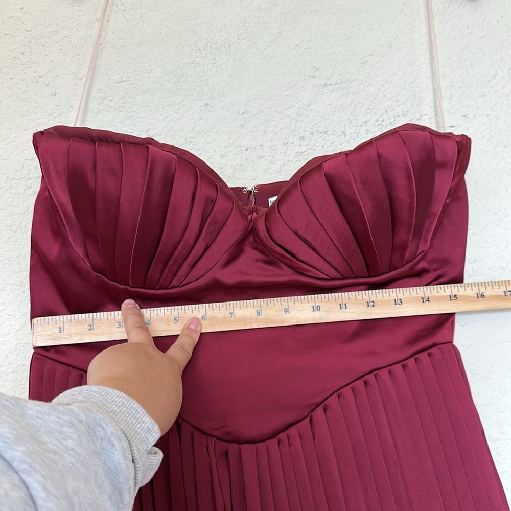 House of CB L D-DD 'Marcella' Berry pleated georgette maxi dress NWOT - Picture 8 of 14